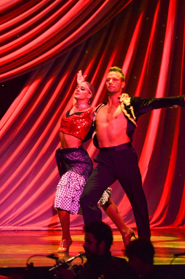 Szőke Zsuzsanna tánc luxus óceánjárón